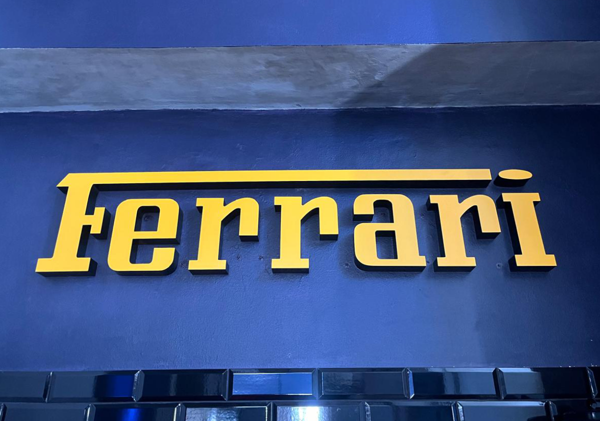 ferarri%208